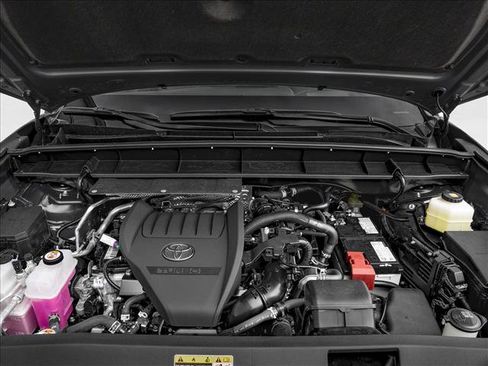 New 2026 Toyota Highlander Platinum AWD/4WD image 8