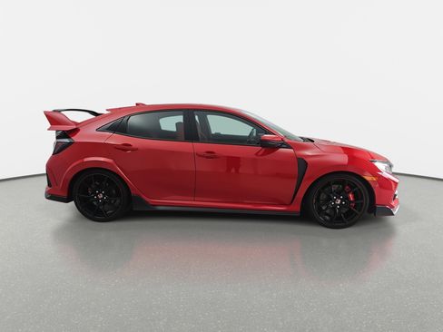 Certified 2018 Honda Civic Type R image 4