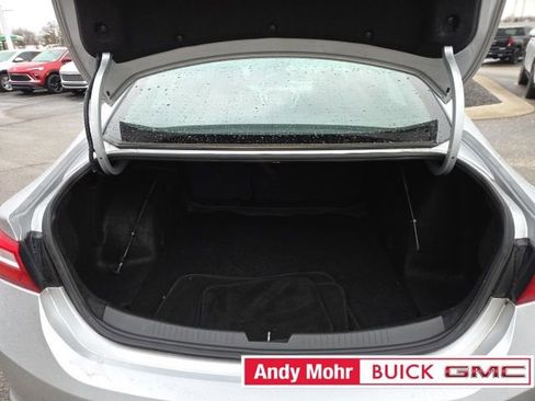 Used 2018 Chevrolet Malibu LT image 45