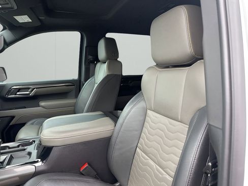 Used 2024 Chevrolet Silverado 1500 ZR2 w/ LPO, Dark Essentials Package image 27