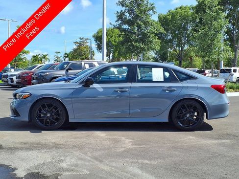 Used 2024 Honda Civic Sport image 4