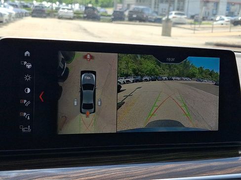 Used 2018 BMW 540i xDrive AWD/4WD image 19