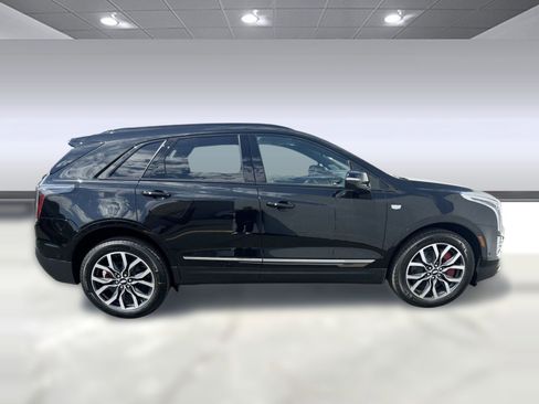 New 2025 Cadillac XT5 Sportv w/ LPO, Bronce Accent Package image 8