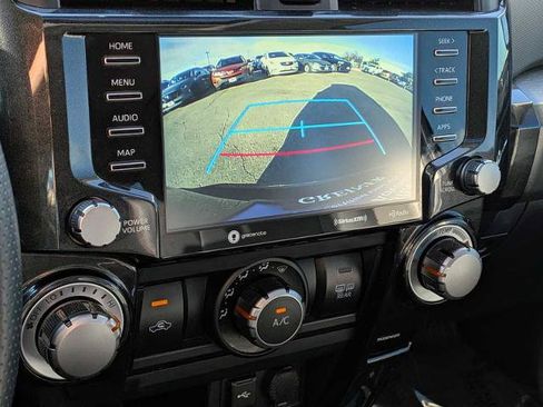 Used 2023 Toyota 4Runner TRD Off-Road Premium w/ Moonroof Package AWD/4WD image 24