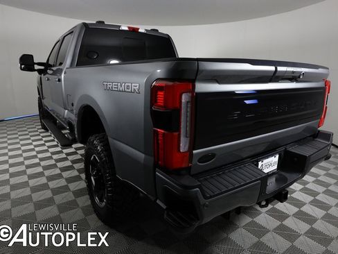 Used 2025 Ford F250 Platinum w/ Tremor Off-Road Package image 10