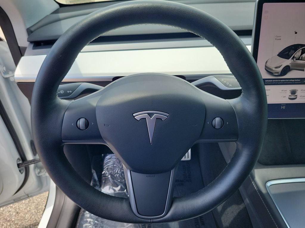 Used 2022 Tesla Model Y Performance AWD/4WD image 18