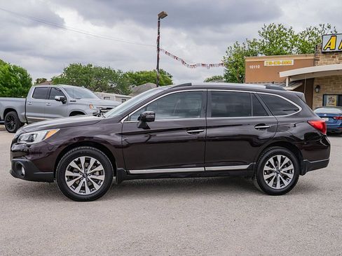 Used 2017 Subaru Outback 2.5i Touring w/ Popular Package #5A image 8