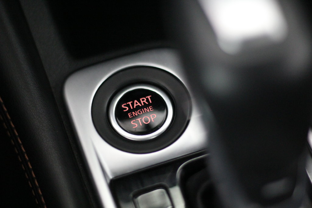 Used 2022 Nissan Sentra SR w/ SR Premium Package FWD image 27