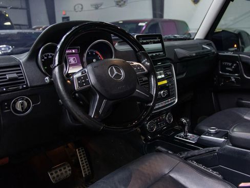 Used 2015 Mercedes-Benz G 550 image 17
