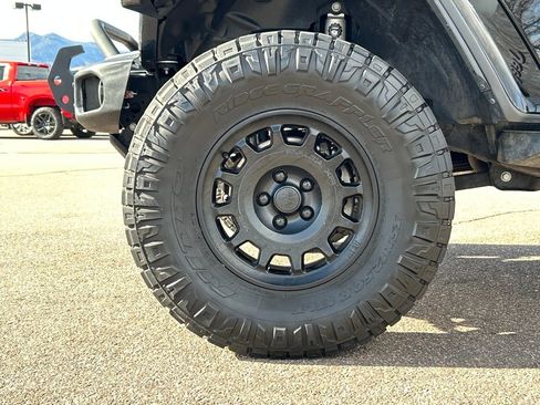 Used 2022 Jeep Gladiator Rubicon w/ LED Lighting Group image 24