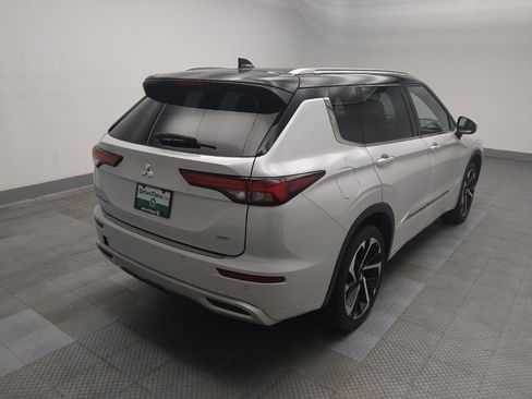 Used 2023 Mitsubishi Outlander SEL AWD/4WD image 9