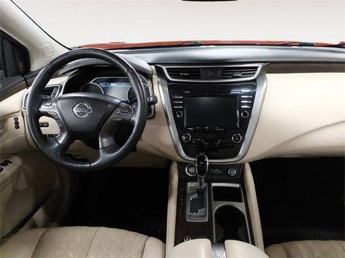 Used 2019 Nissan Murano Platinum image 10