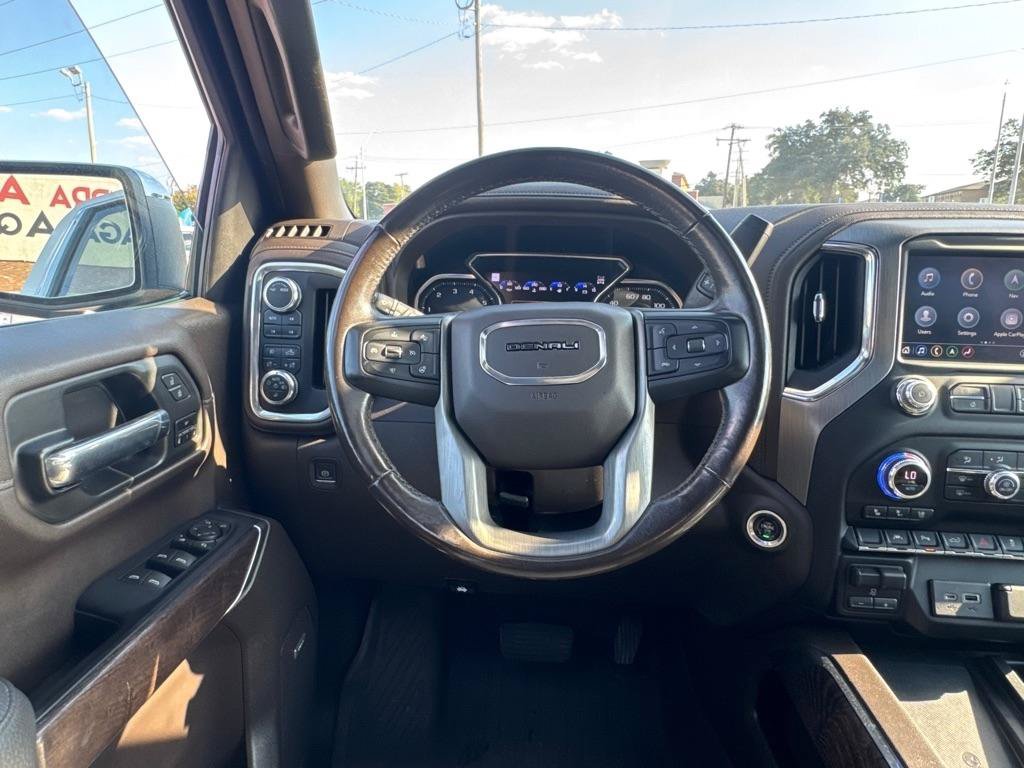Used 2022 GMC Sierra 1500 Denali w/ Denali Reserve Package AWD/4WD image 17