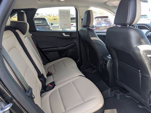 Used 2021 Ford Escape SEL image 34