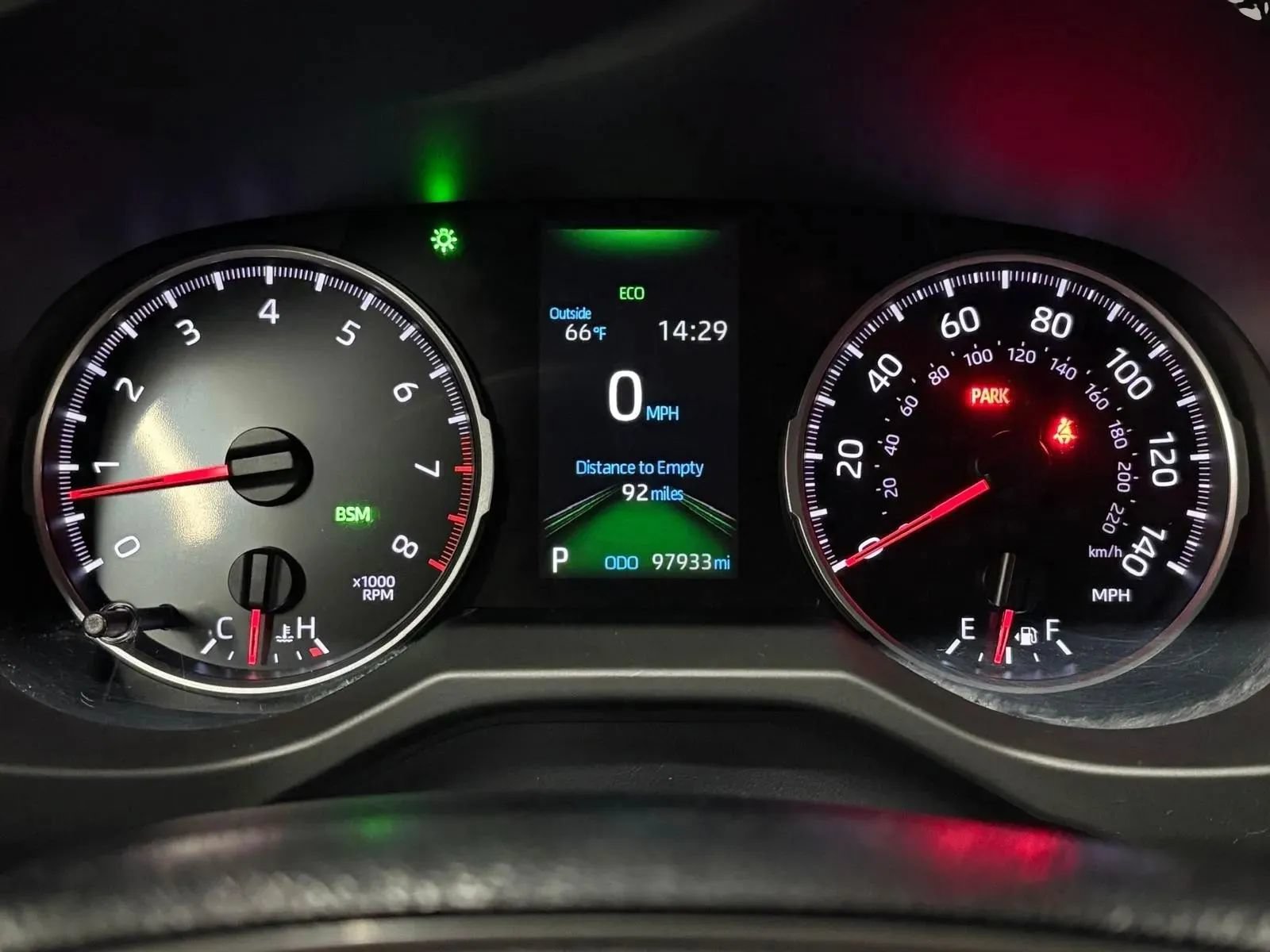 Used 2019 Toyota RAV4 XLE Premium w/ Cold Weather Package AWD/4WD image 32