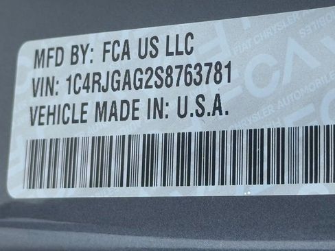 New 2025 Jeep Grand Cherokee Altitude image 34