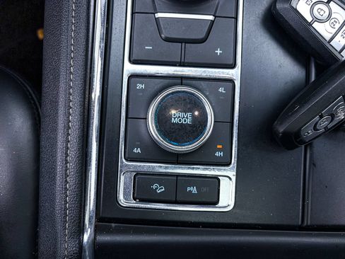 Used 2022 Ford Expedition Max XLT AWD/4WD image 33