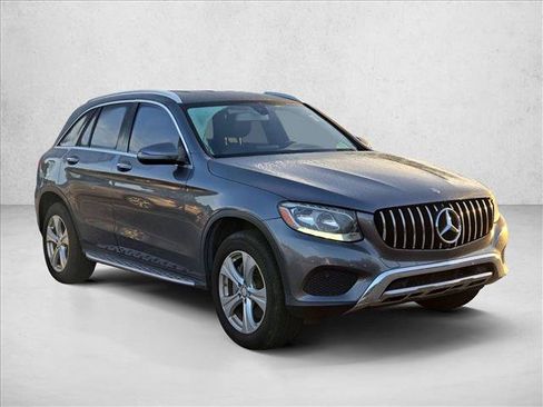 Used 2016 Mercedes-Benz GLC 300 image 3