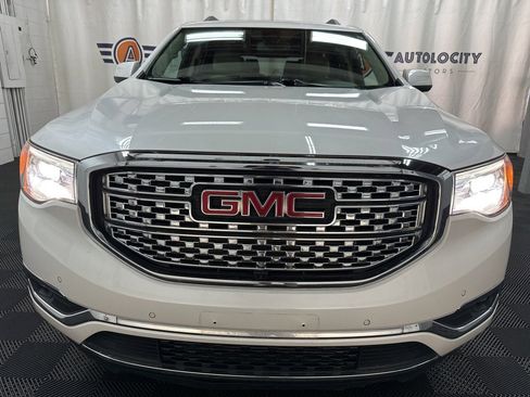 Used 2019 GMC Acadia Denali w/ Technology Package image 4