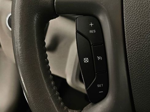 Used 2012 Buick Enclave Leather AWD/4WD image 11