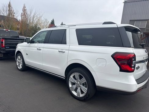 Used 2024 Ford Expedition Max King Ranch image 7