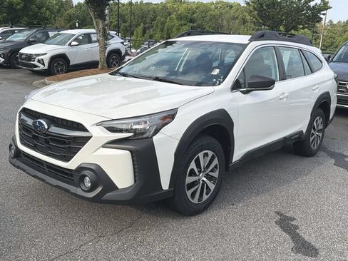 Used 2024 Subaru Outback AWD/4WD image 3