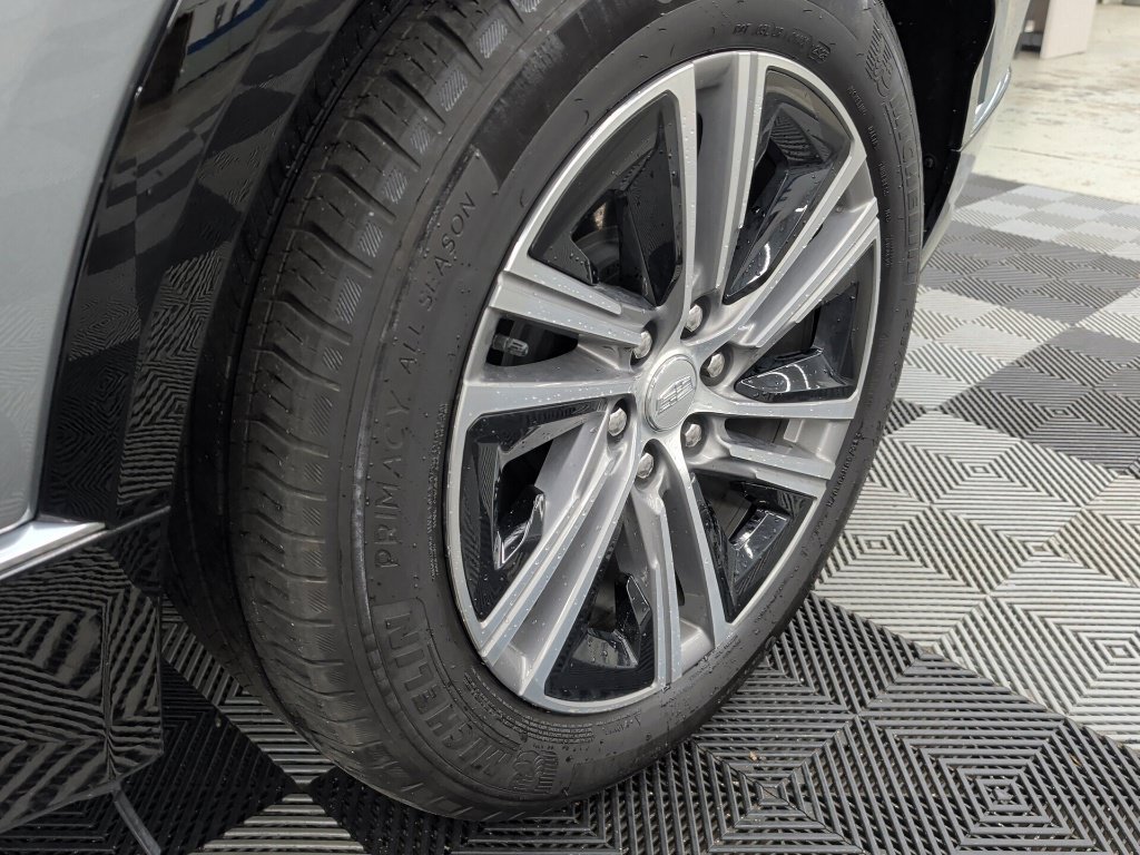 Used 2024 Cadillac Lyriq Luxury w/ LPO, Floor Liner Package AWD/4WD image 40