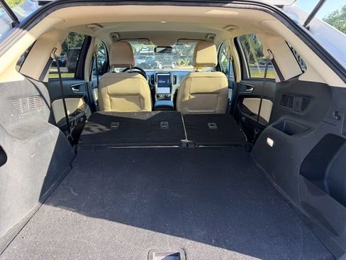 Used 2023 Ford Edge SE AWD/4WD image 17