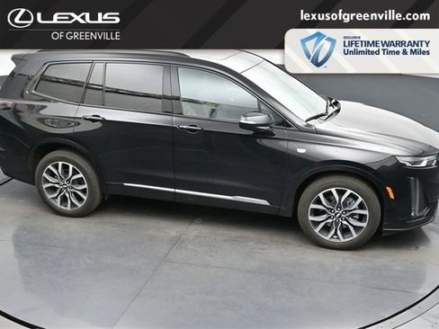 Used 2021 Cadillac XT6 Sport image 19