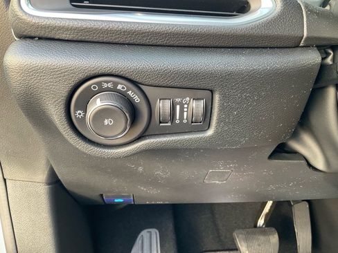 New 2026 Chrysler Pacifica Limited w/ S Appearance Package image 15