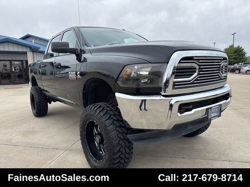Used 2014 RAM 2500 Tradesman w/ Chrome Appearance Group image 2