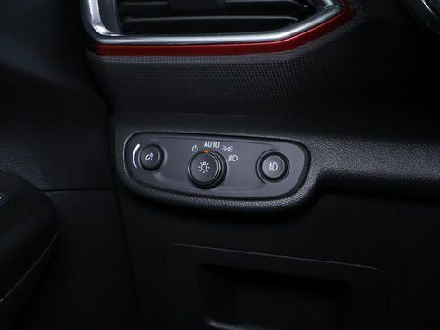 Used 2023 Chevrolet TrailBlazer RS image 25