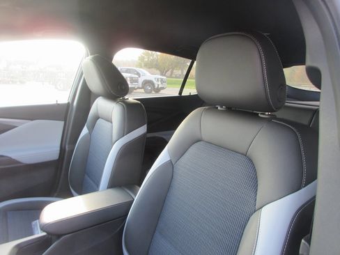 New 2026 Buick Envista Preferred image 13