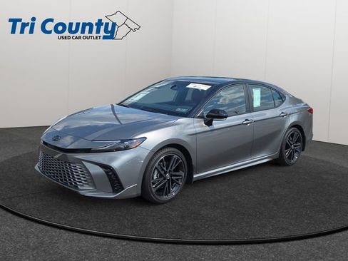 Certified 2026 Toyota Camry XSE FWD image 3