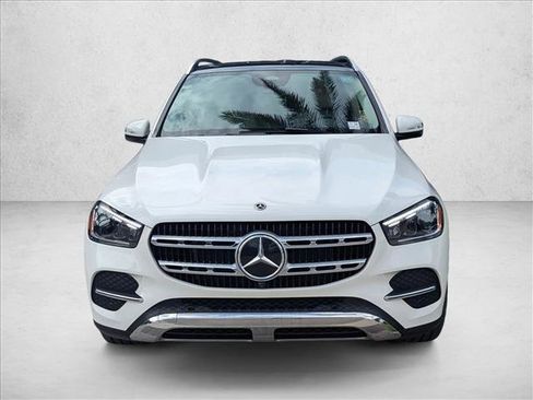 Used 2024 Mercedes-Benz GLE 450 4MATIC image 2