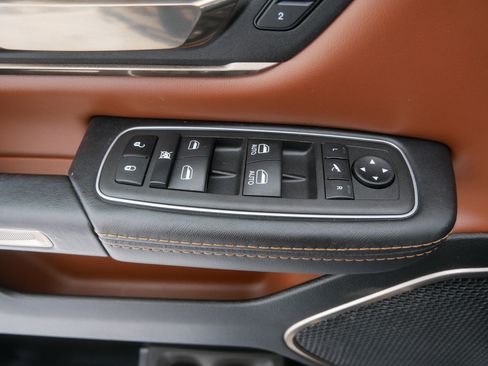 Used 2022 RAM 1500 Limited image 22