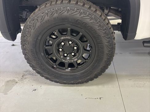 New 2024 GMC Sierra 1500 AT4X w/ AT4X AEV Edition AWD/4WD image 34