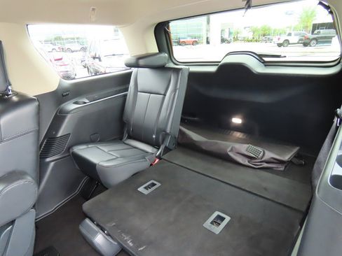 Certified 2024 Ford Expedition XLT image 21