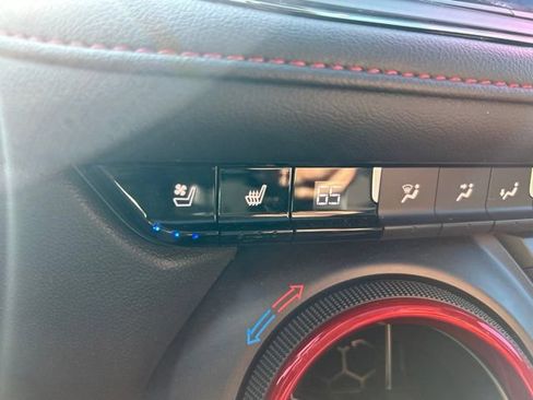 Used 2024 Chevrolet Blazer RS w/ Driver Confidence II Package FWD image 11