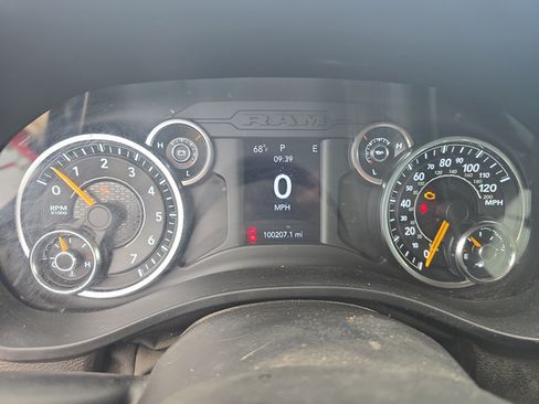 Used 2020 RAM 1500 Big Horn AWD/4WD image 20