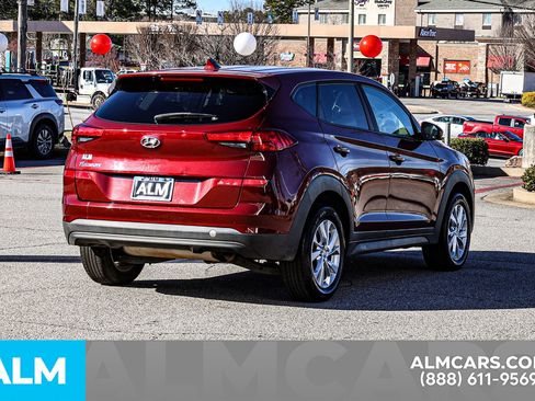 Used 2019 Hyundai Tucson SE image 5