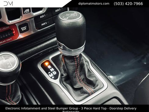 Used 2018 Jeep Wrangler Unlimited Rubicon AWD/4WD image 39