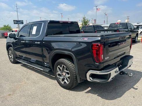 Used 2022 GMC Sierra 1500 SLT w/ SLT Premium Plus Package AWD/4WD image 4