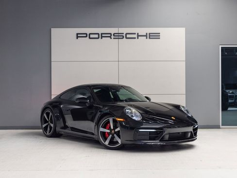 Certified 2024 Porsche 911 Carrera S image 9