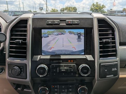 Used 2021 Ford F250 Lariat w/ Lariat Ultimate Package AWD/4WD image 25