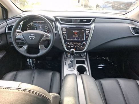 Used 2024 Nissan Murano SV FWD image 7