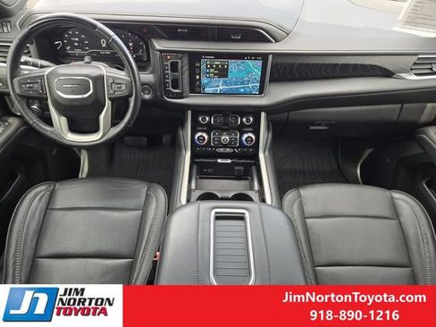Used 2024 GMC Yukon Denali w/ Advanced Technology Package AWD/4WD image 29