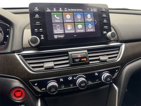 Used 2018 Honda Accord EX image 59