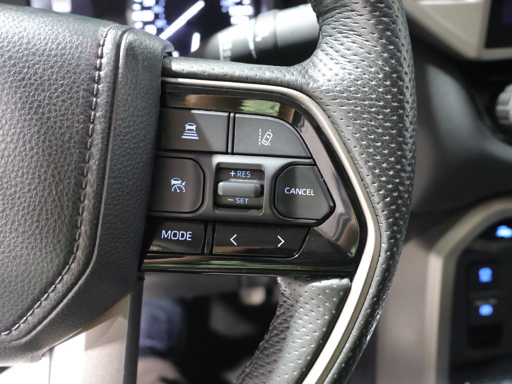 Used 2023 Toyota Tundra Limited AWD/4WD image 37