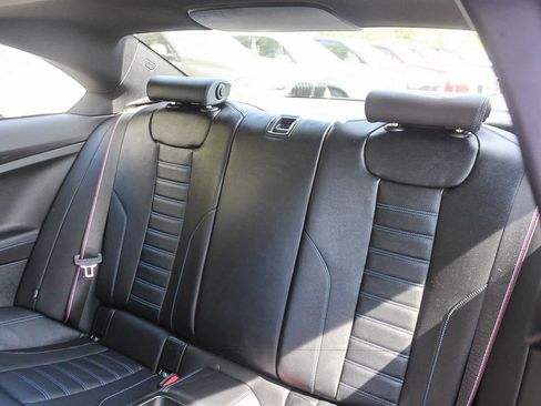 Used 2023 BMW M2 RWD image 17